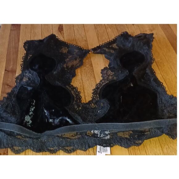Victoria's Secret Dream Angels Black Velvet Lace Bralette Women's Small Gothic - Picture 5 of 12